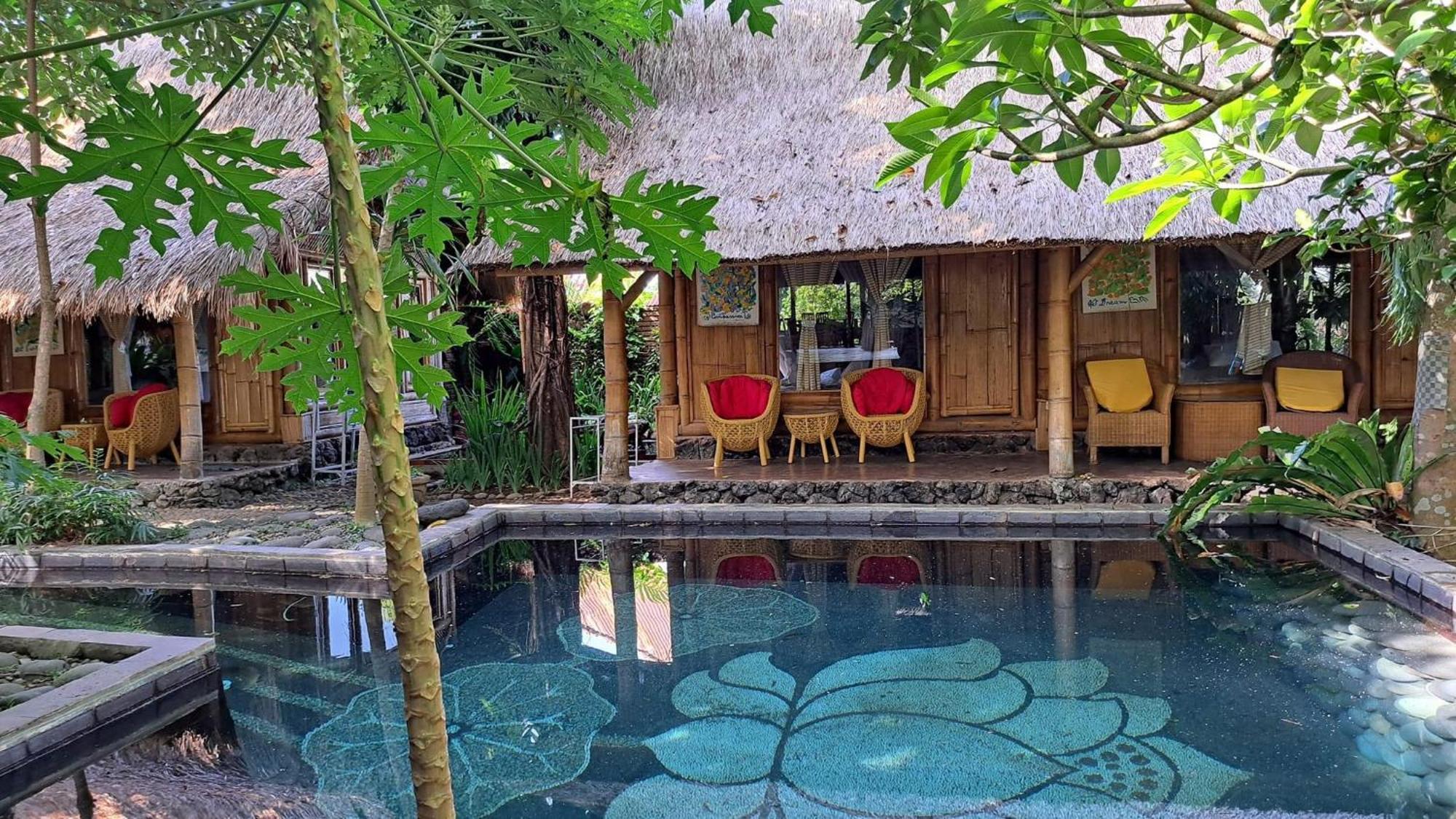 Omunity Bali Hotell Singaraja Exteriör bild
