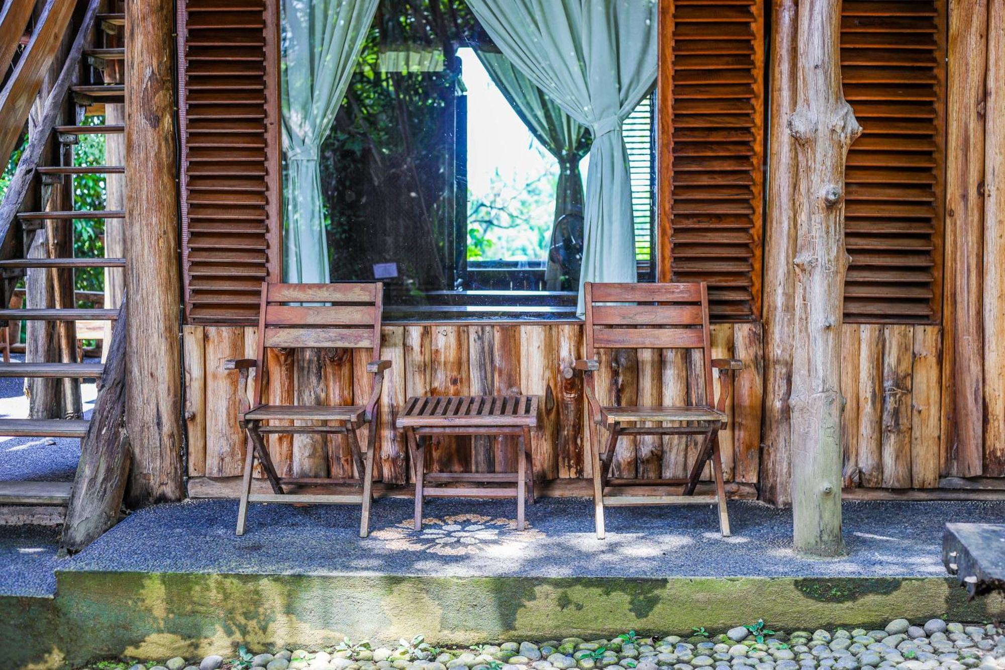 Omunity Bali Hotell Singaraja Exteriör bild