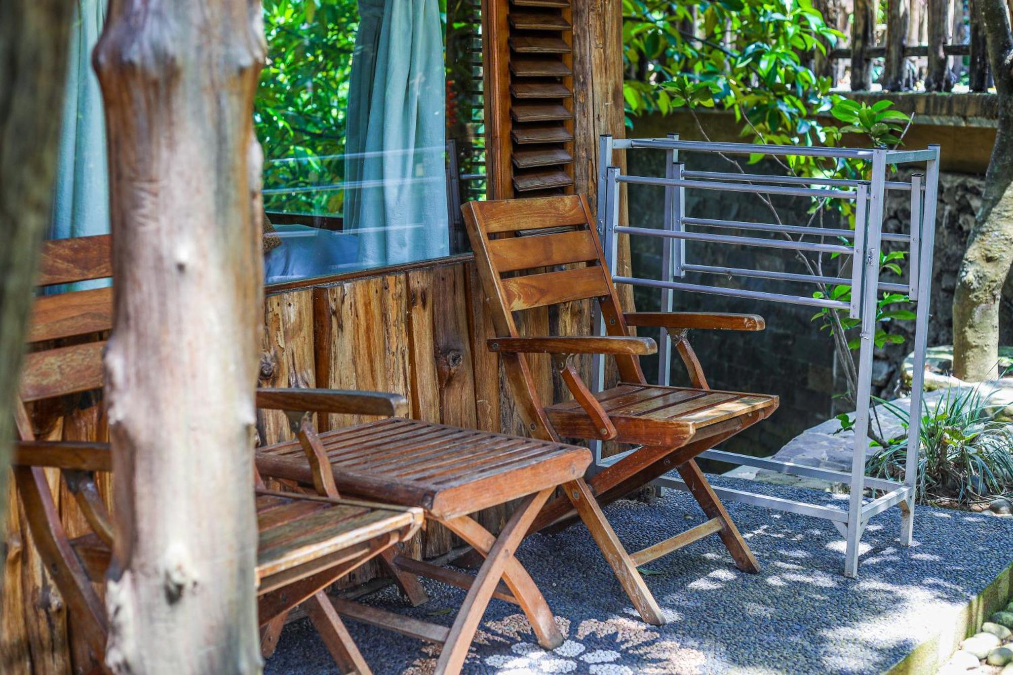Omunity Bali Hotell Singaraja Exteriör bild