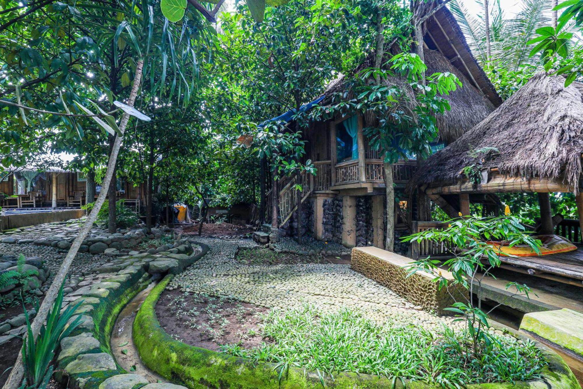 Omunity Bali Hotell Singaraja Exteriör bild